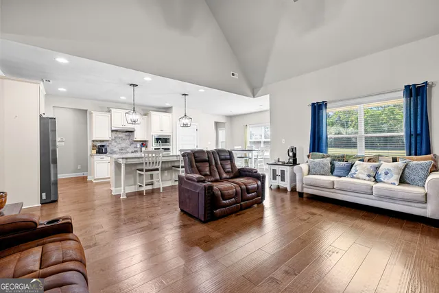 $585,000 | 68 Grove Park, Senoia, GA 30276