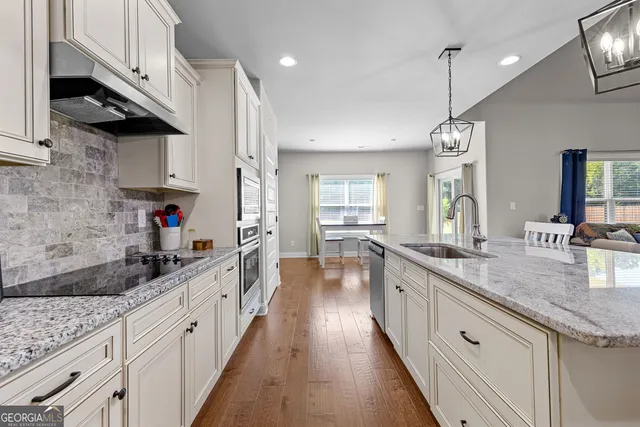 $585,000 | 68 Grove Park, Senoia, GA 30276