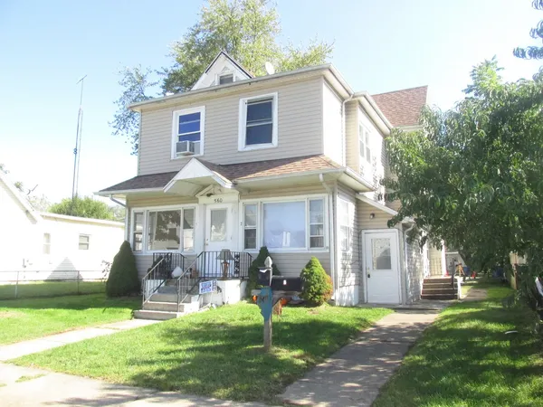 $184,900 | 560 South 5th Avenue, Kankakee, IL 60901