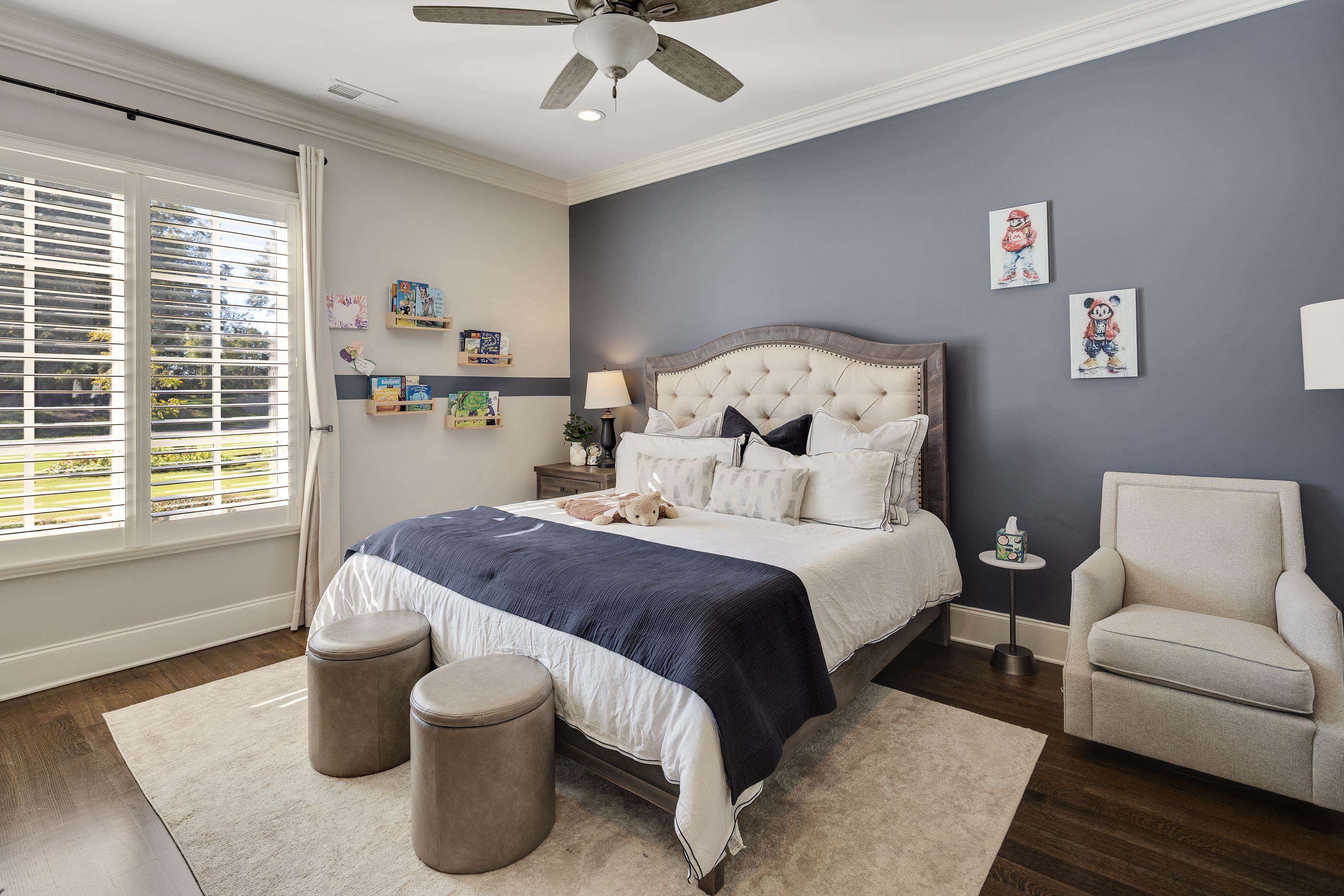 3246 Hollow Creek Road Germantown, TN 38138 - Photo 31 of 40 a bed room with a bed and a couch