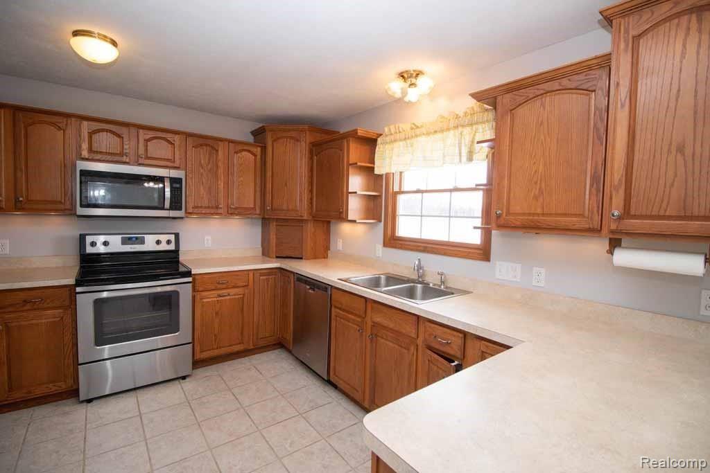 13935 South Scribner Road Perry, MI 48872 - Photo 11 of 30 IMG_6974.jpg