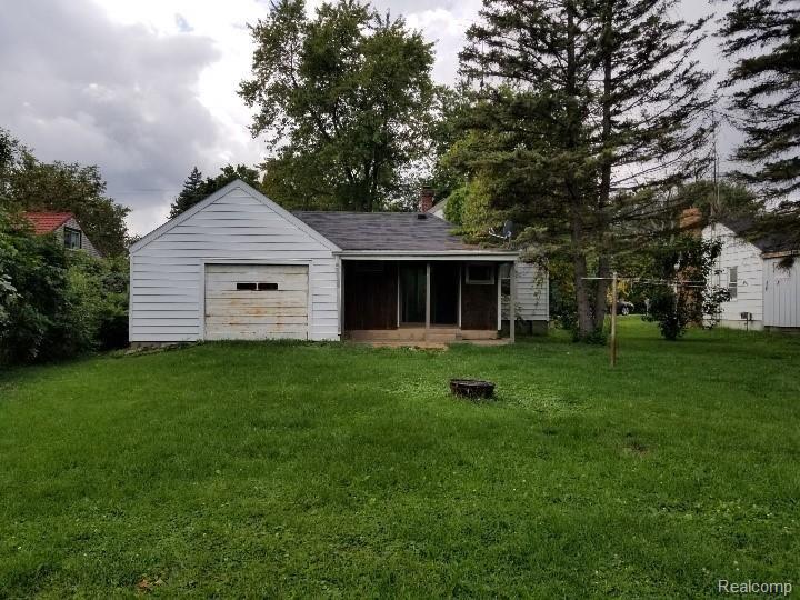 1431 Belsay Road Burton, MI 48509 - Photo 4 of 27