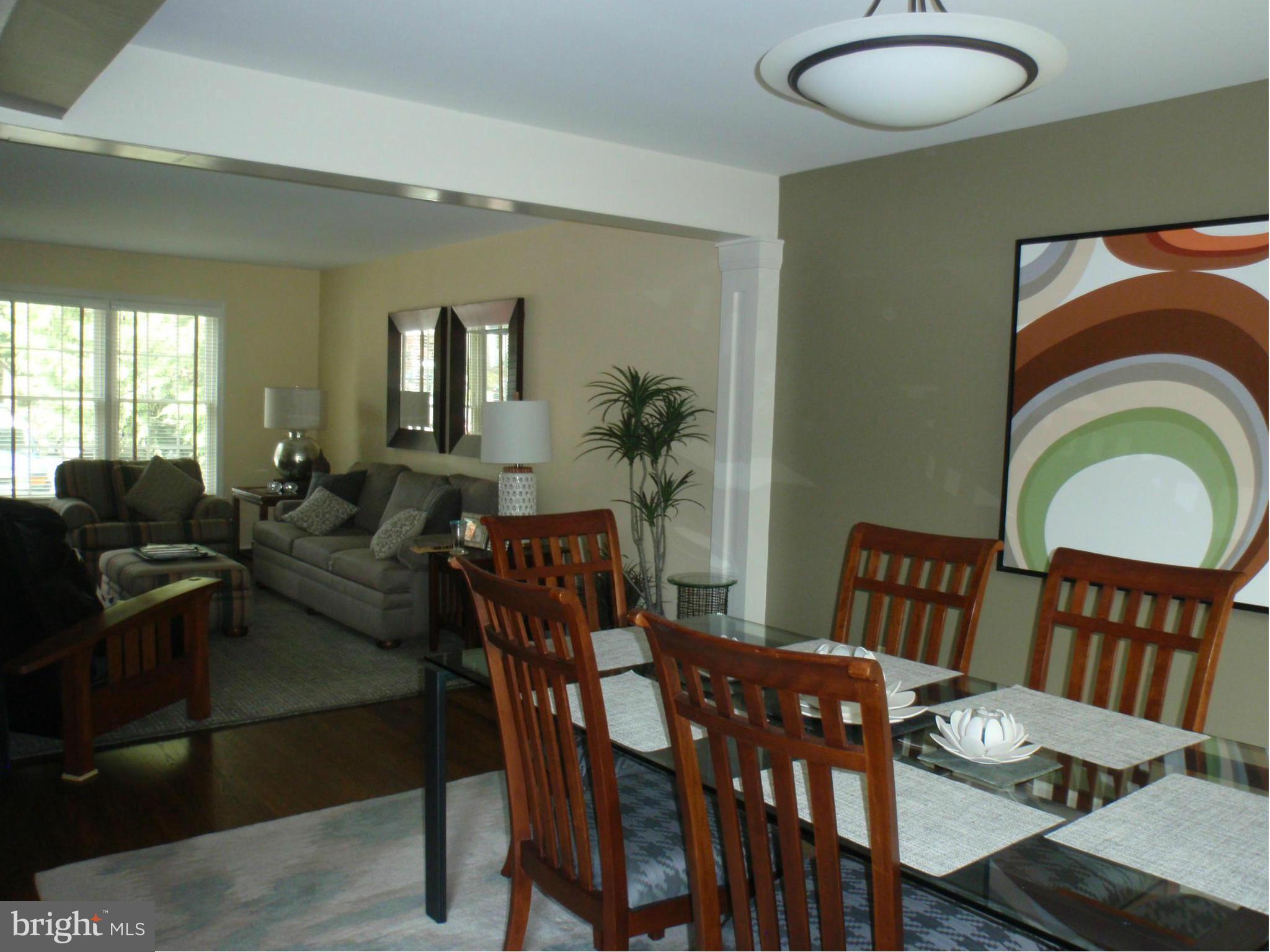 1858 Golf View Court Reston, VA 20190 - Photo 4 of 30 Dining Room