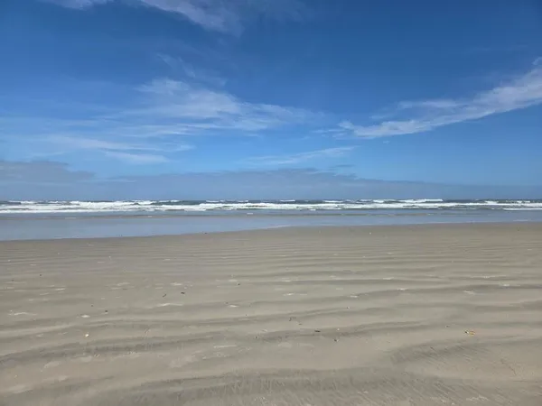 $395,000 | 527 Safe Harbor Drive, Edgewater, FL 32141