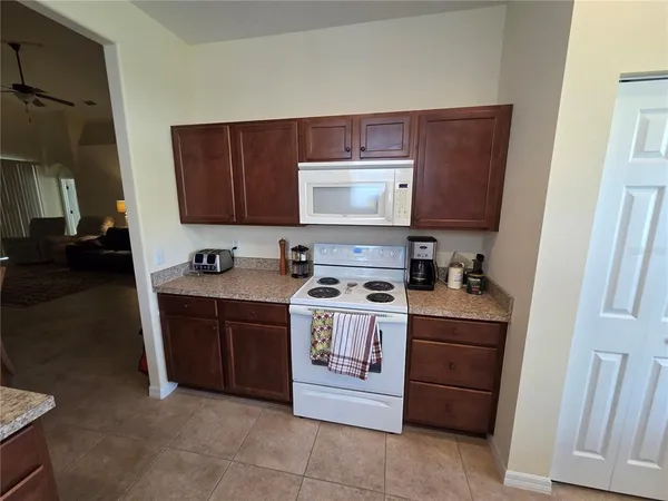 $395,000 | 527 Safe Harbor Drive, Edgewater, FL 32141