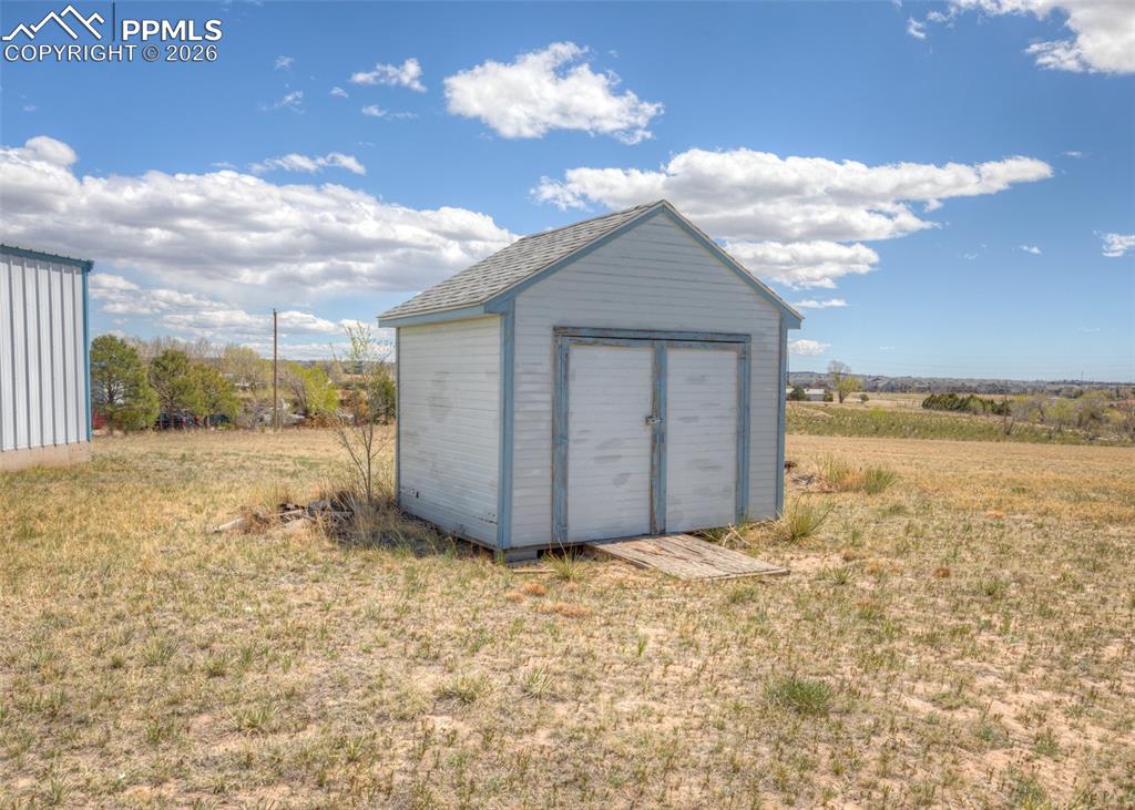 6185 Sayres Road Colorado Springs, CO 80927 - Photo 36 of 50 a view of a terrace