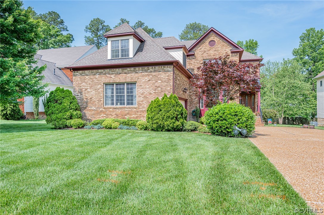 1787 South Dover Pointe Road Henrico, VA 23238 - Photo 2 of 48 Lovely Manicured Lawn & Aggregate Driveway