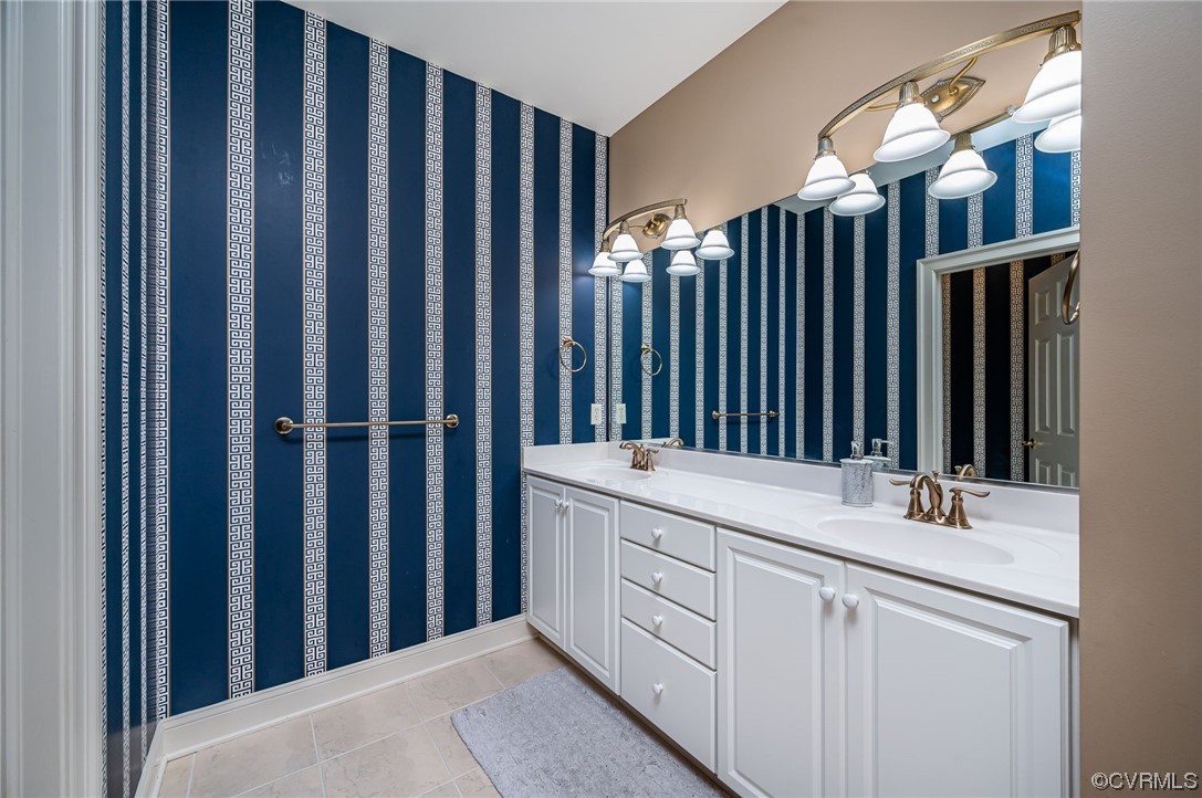 1787 South Dover Pointe Road Henrico, VA 23238 - Photo 24 of 48 Double Vanity area plus separate water closet
