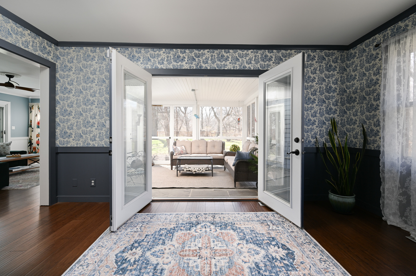 5N300 Powis Road Wayne, IL 60184 - Photo 11 of 42