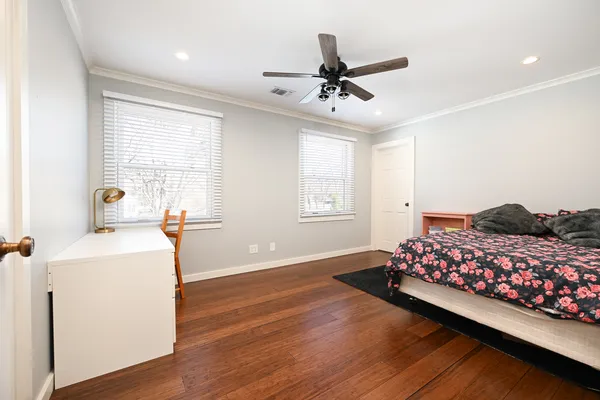 $899,900 | 5N300 Powis Road, Wayne, IL 60184