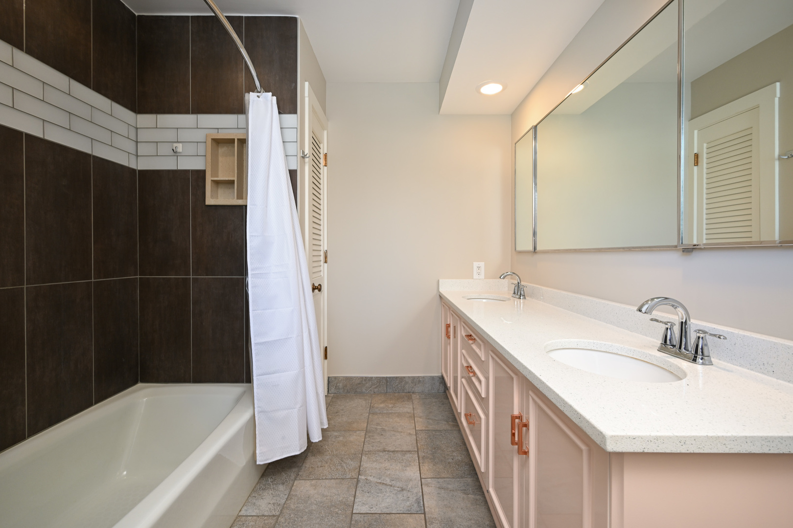 5N300 Powis Road Wayne, IL 60184 - Photo 30 of 42