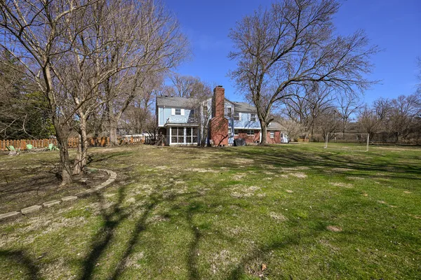 $899,900 | 5N300 Powis Road, Wayne, IL 60184