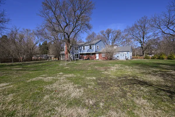 $899,900 | 5N300 Powis Road, Wayne, IL 60184