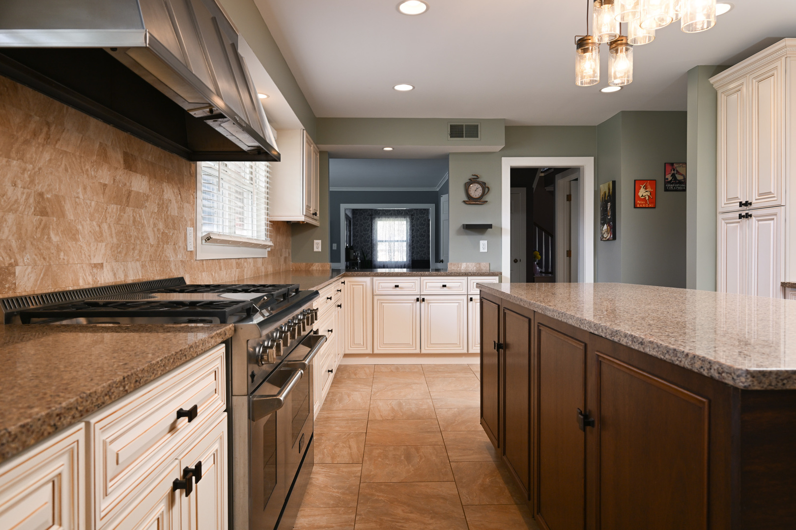 5N300 Powis Road Wayne, IL 60184 - Photo 7 of 42