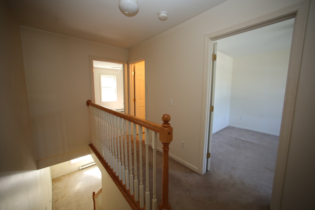 48 Colonial Road, Unit 102 Fairfax, VT 05454 - Photo 17 of 24