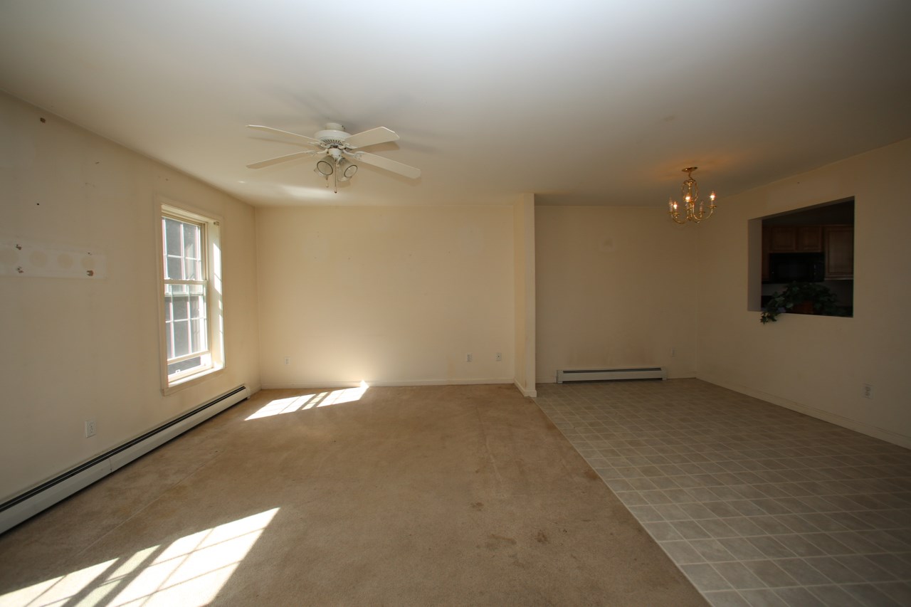 48 Colonial Road, Unit 102 Fairfax, VT 05454 - Photo 8 of 24