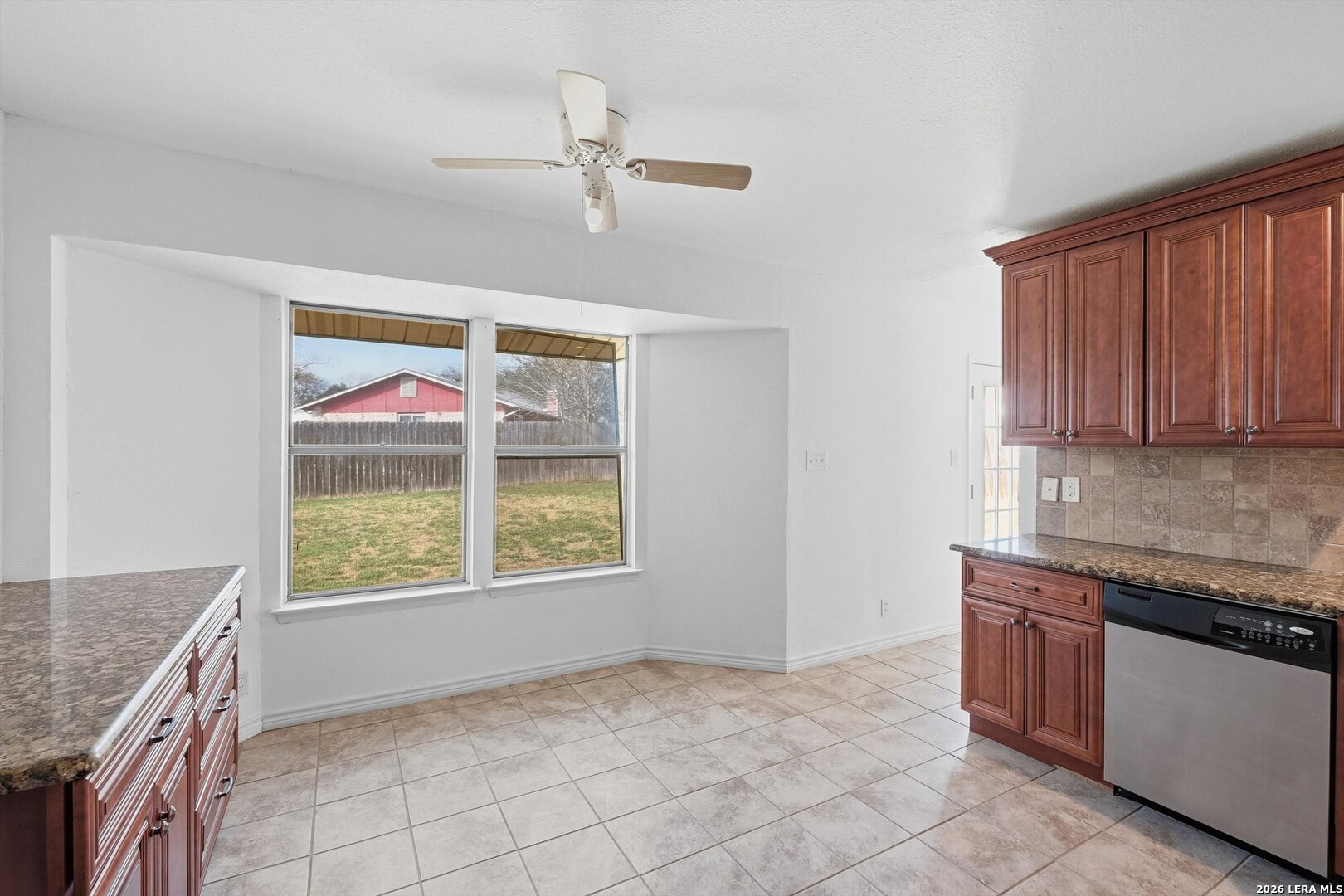 9835 Spruce Ridge Drive Converse, TX 78109 - Photo 13 of 30