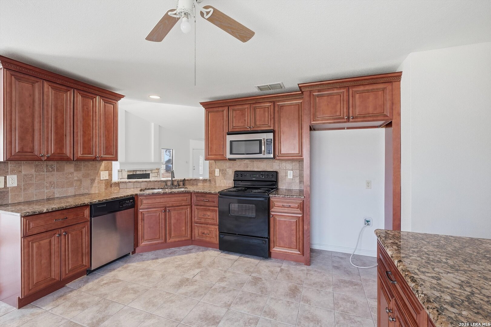 9835 Spruce Ridge Drive Converse, TX 78109 - Photo 16 of 30