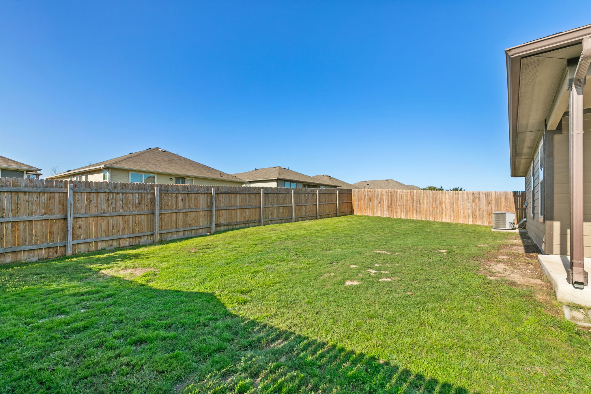 725 Liard River Road Hutto, TX 78634 - Photo 19 of 27