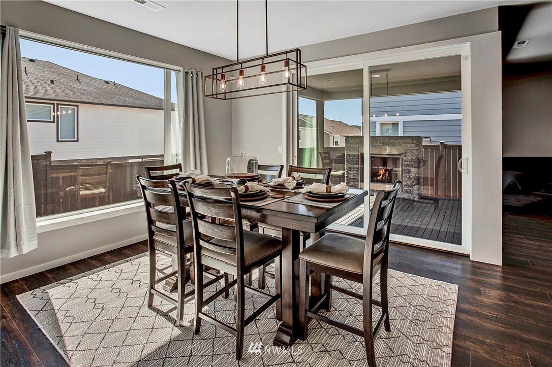 3469 Southeast 18th Street Renton, WA 98058 - Photo 9 of 25 Gallery Image 9