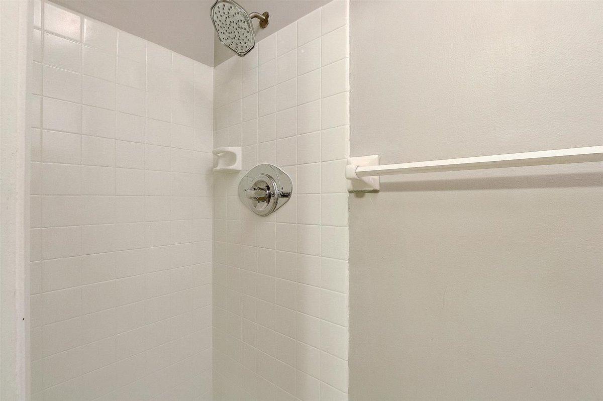 8932 Neill Lake Road, Unit 114 Eden Prairie, MN 55347 - Photo 13 of 49 Gallery Image 13
