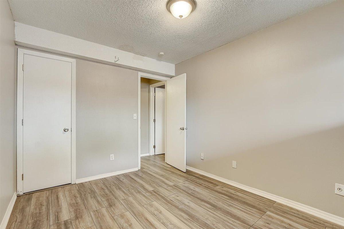 8932 Neill Lake Road, Unit 114 Eden Prairie, MN 55347 - Photo 16 of 49 Gallery Image 16