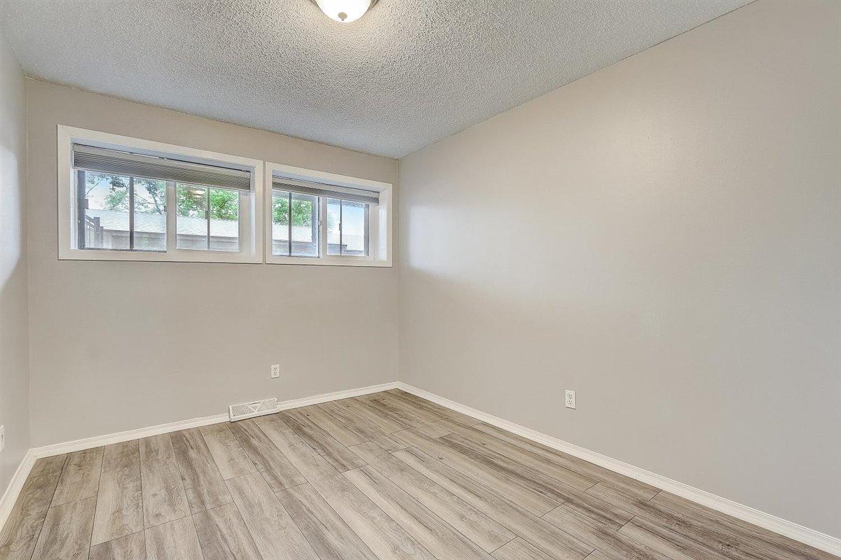 8932 Neill Lake Road, Unit 114 Eden Prairie, MN 55347 - Photo 17 of 49 Gallery Image 17