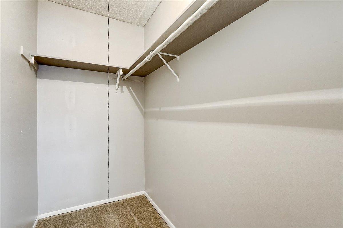 8932 Neill Lake Road, Unit 114 Eden Prairie, MN 55347 - Photo 21 of 49 Gallery Image 21