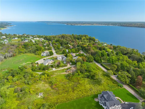 $1,325,000 | 0 Indian Avenue, Portsmouth, RI 02871