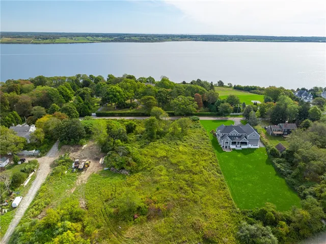 $1,325,000 | 0 Indian Avenue, Portsmouth, RI 02871