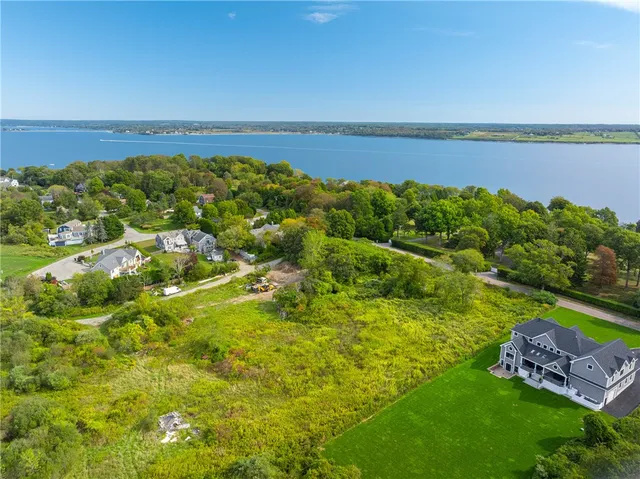 $1,325,000 | 0 Indian Avenue, Portsmouth, RI 02871