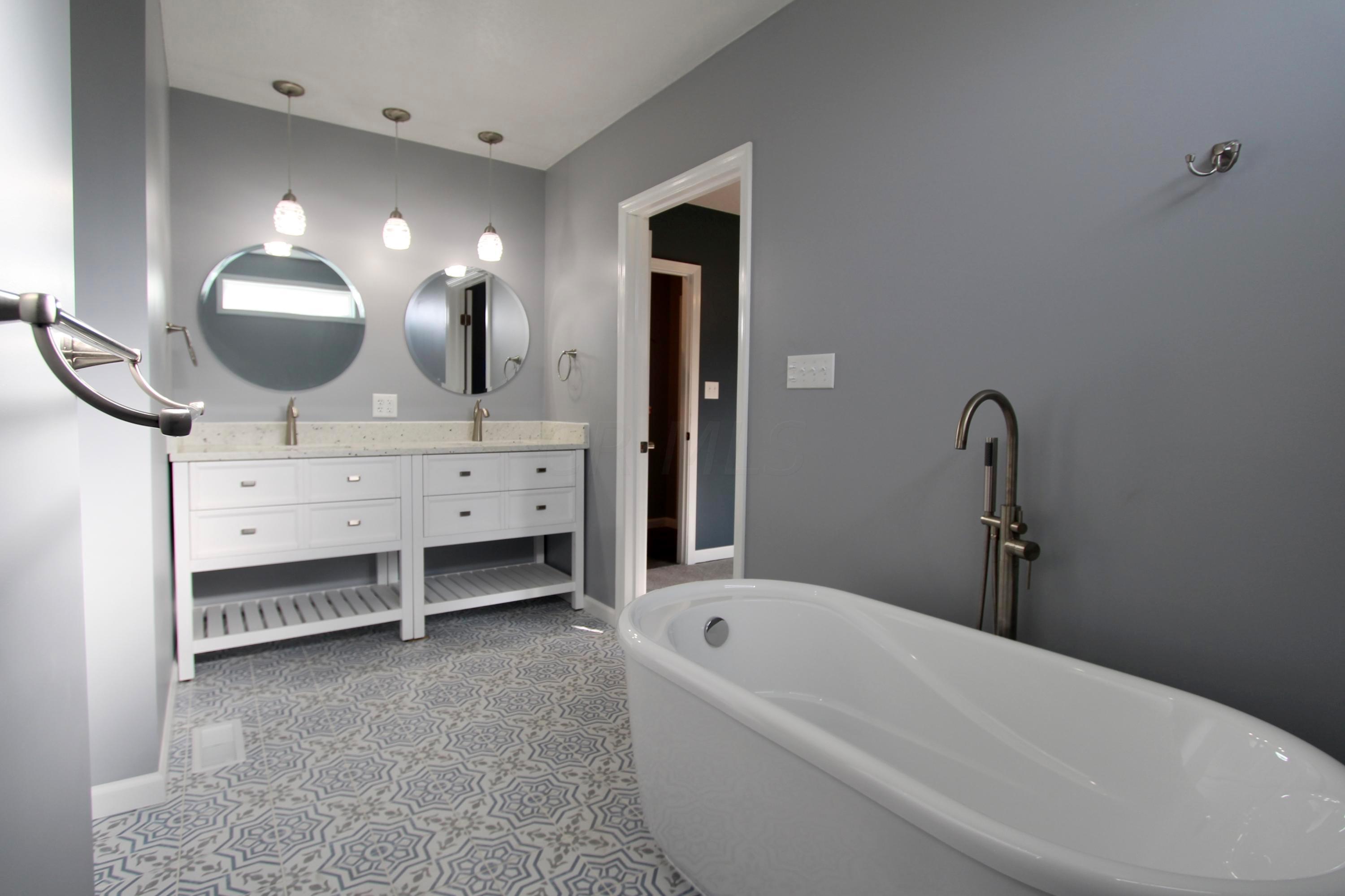7877 Fry Road Mount Vernon, OH 43050 - Photo 20 of 28 Gallery Image 20