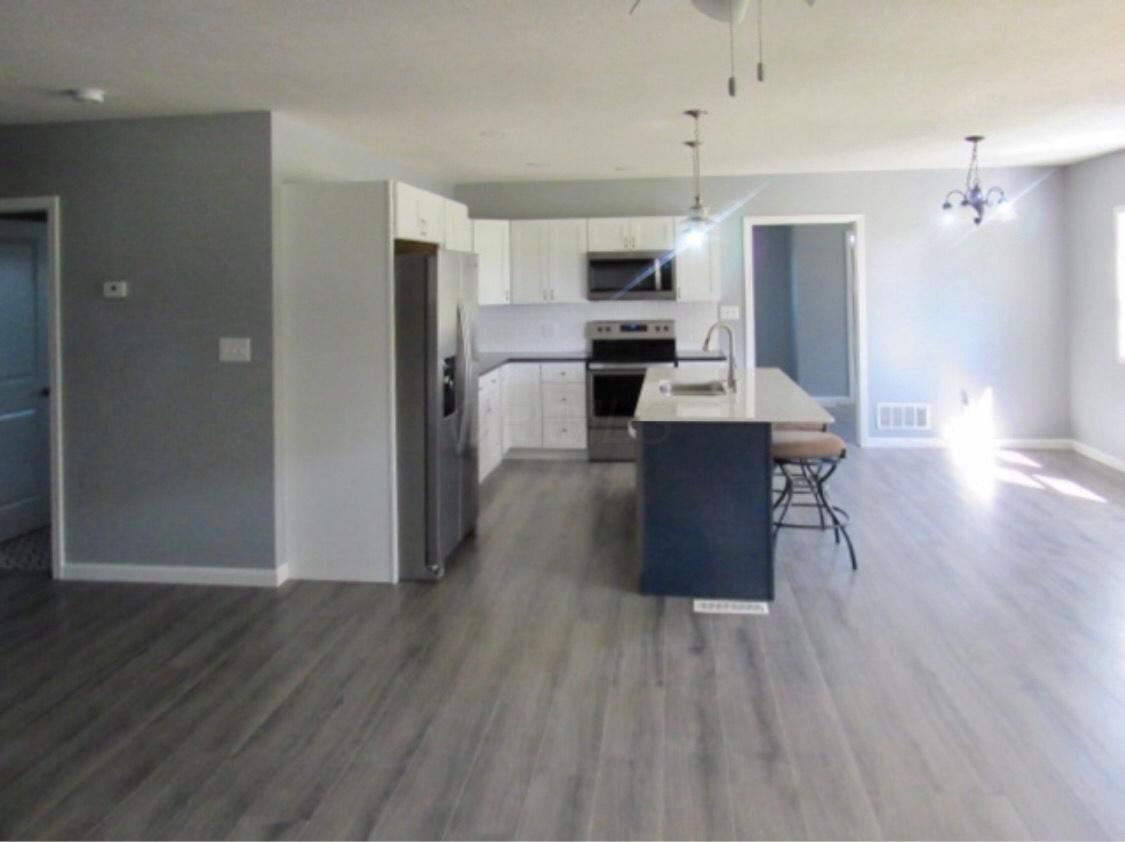 7877 Fry Road Mount Vernon, OH 43050 - Photo 3 of 28 Gallery Image 3
