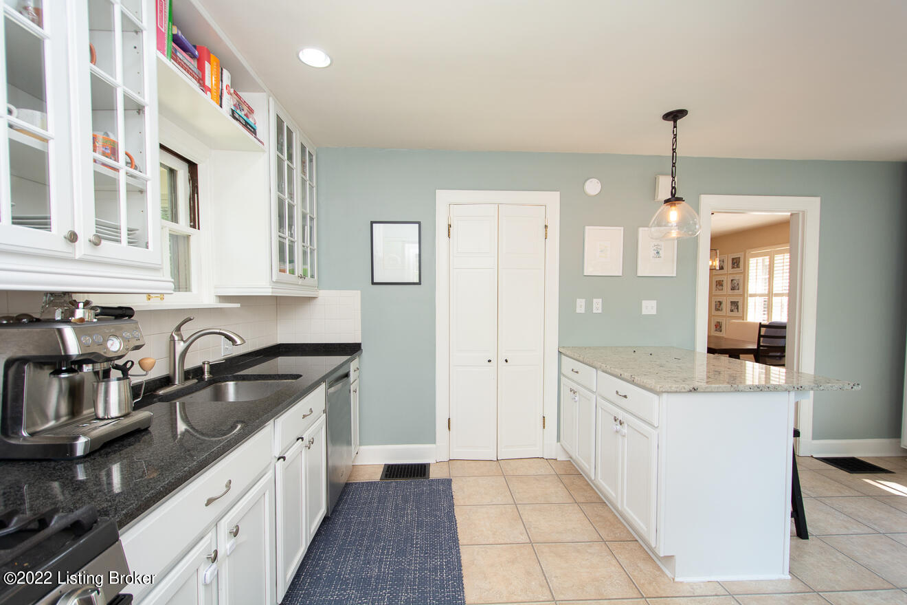 1706 Gresham Road Louisville, KY 40205 - Photo 32 of 75 Gresham-33