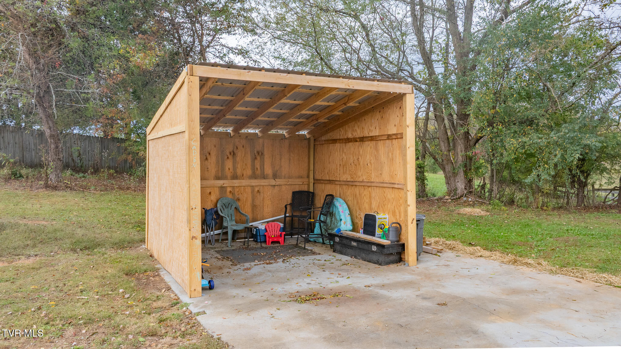 313 Rambling Road Jonesborough, TN 37659 - Photo 29 of 29 dji_fly_20251021_145538_0200_17610732672