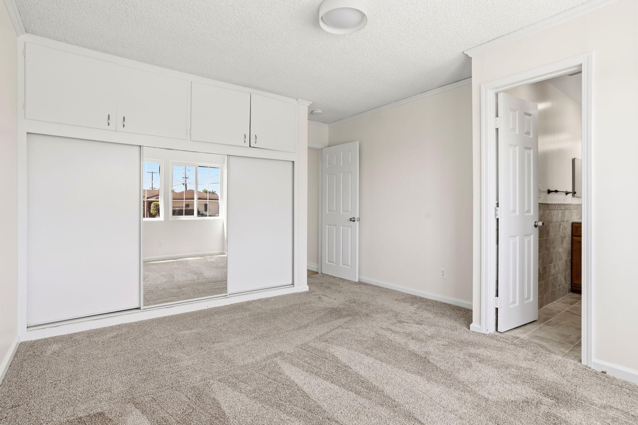 823 West Roderick Avenue Oxnard, CA 93030 - Photo 17 of 34 27-web-or-mls-0R3A7478