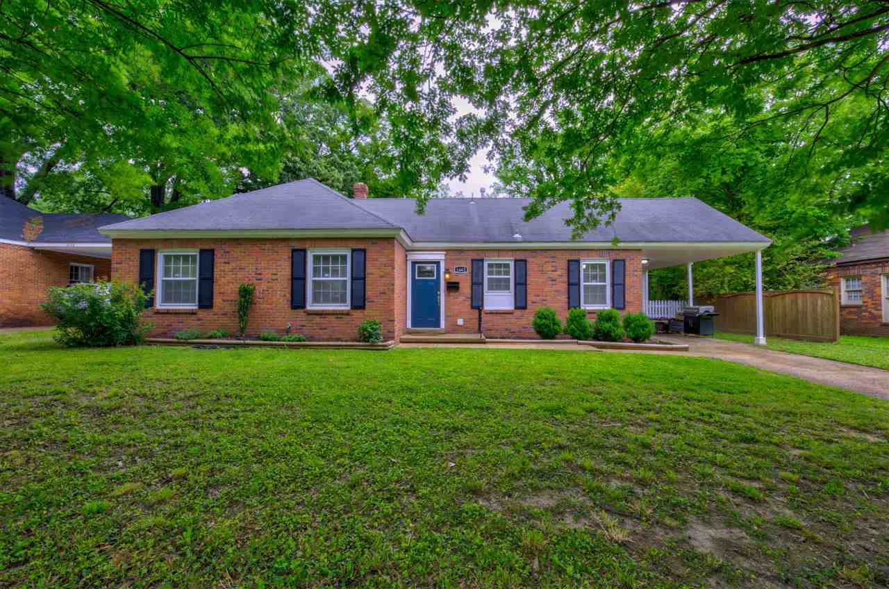 1662 Colonial Road Memphis, TN 38117 - Photo 2 of 23