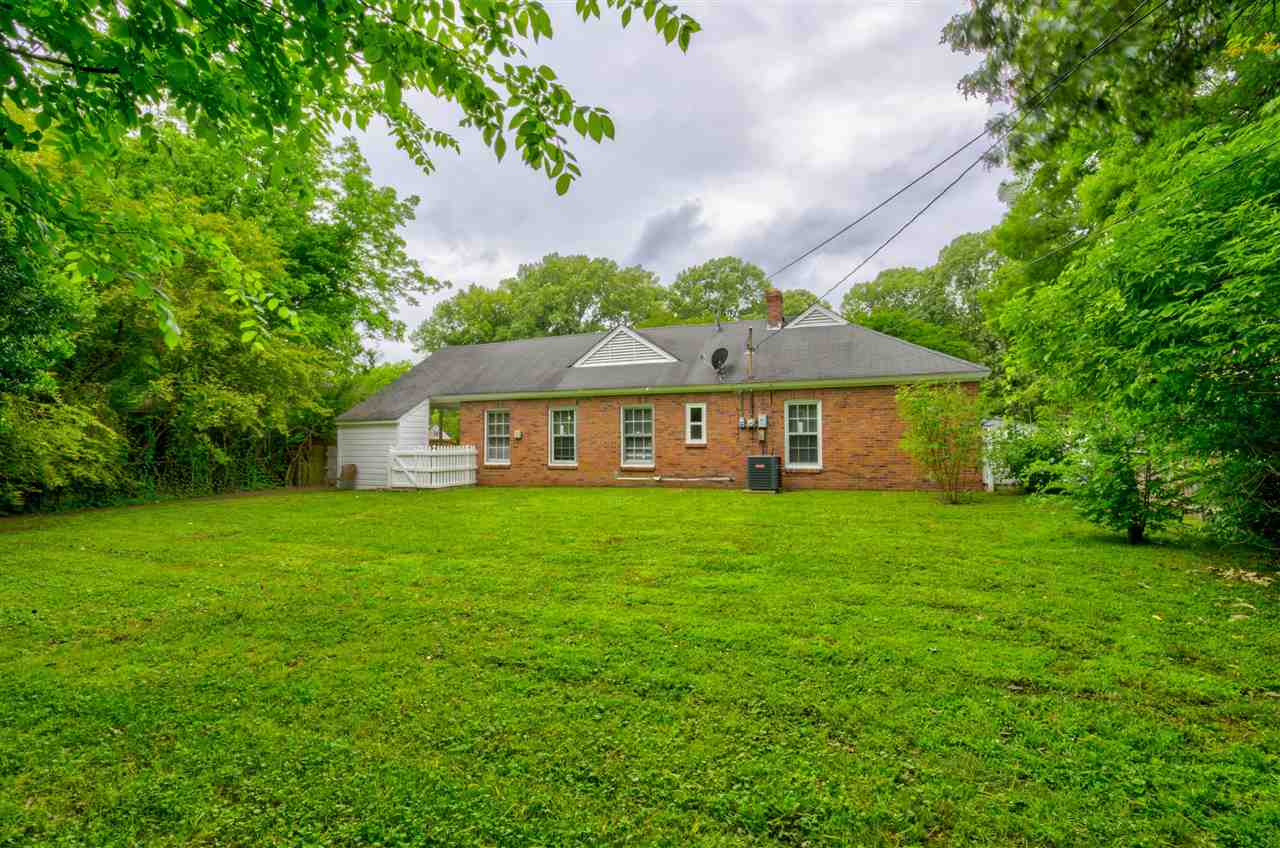 1662 Colonial Road Memphis, TN 38117 - Photo 21 of 23