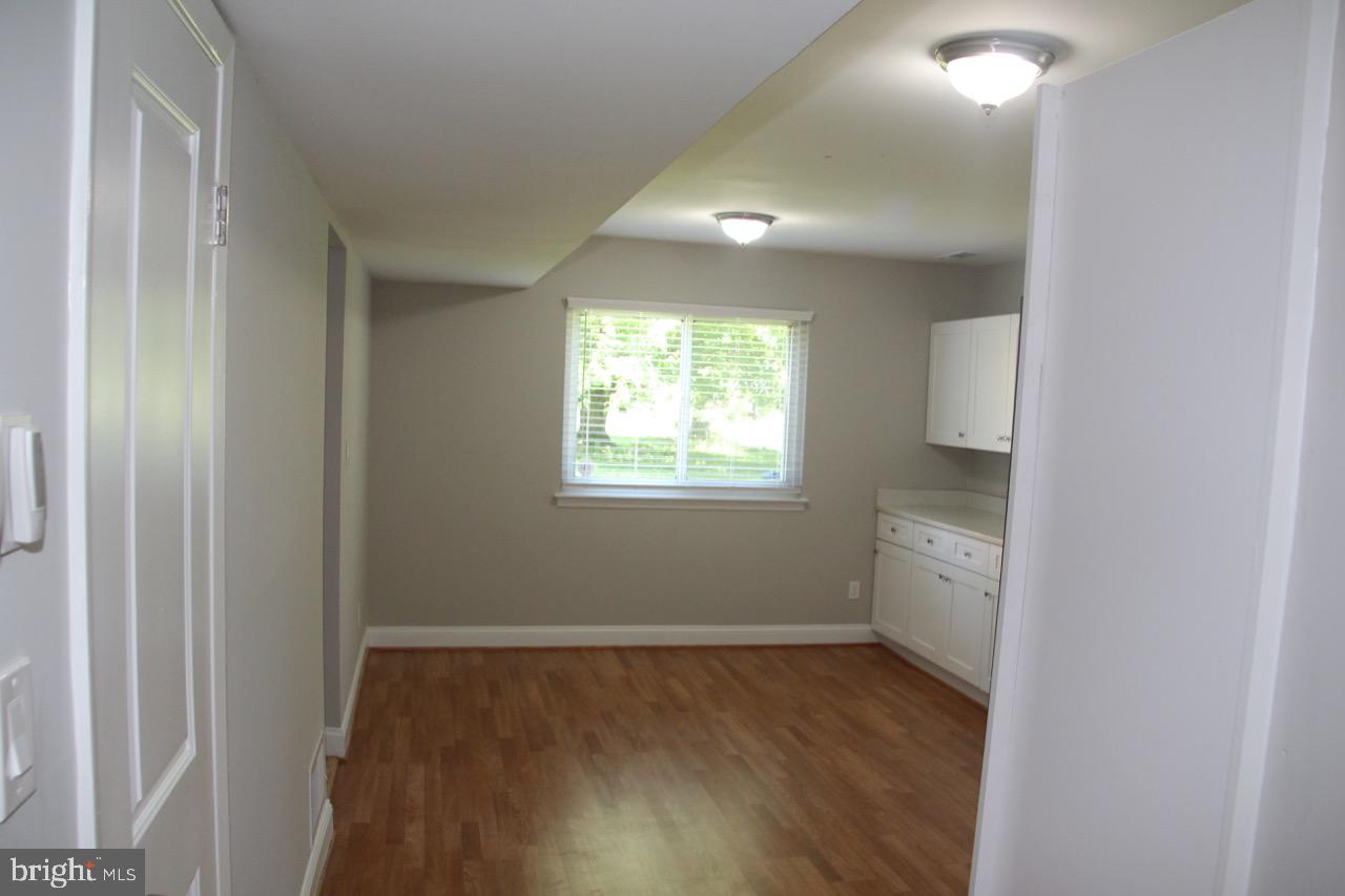 3717 Live Oak Road Randallstown, MD 21133 - Photo 17 of 68 Kitchen