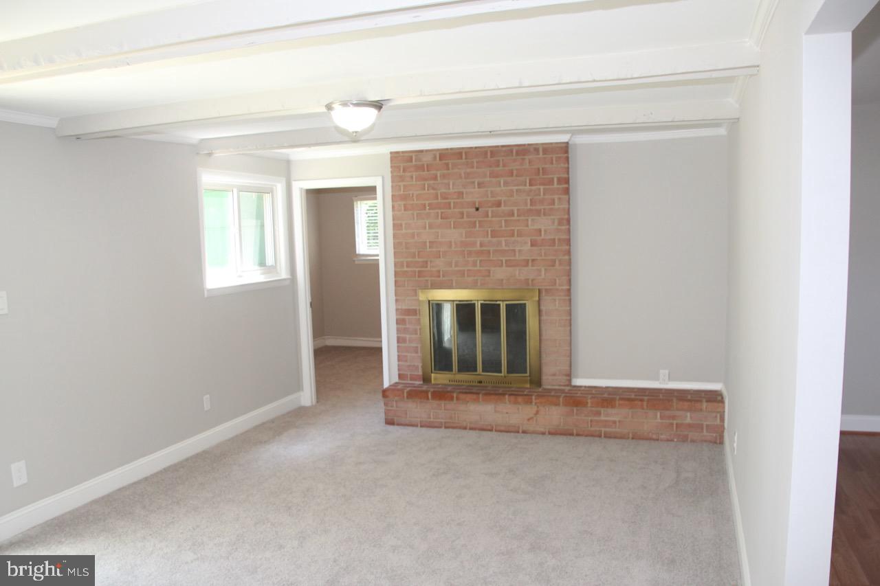3717 Live Oak Road Randallstown, MD 21133 - Photo 22 of 68 Family Room