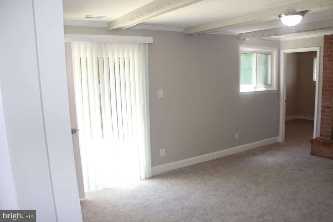 3717 Live Oak Road Randallstown, MD 21133 - Photo 23 of 68 Family Room
