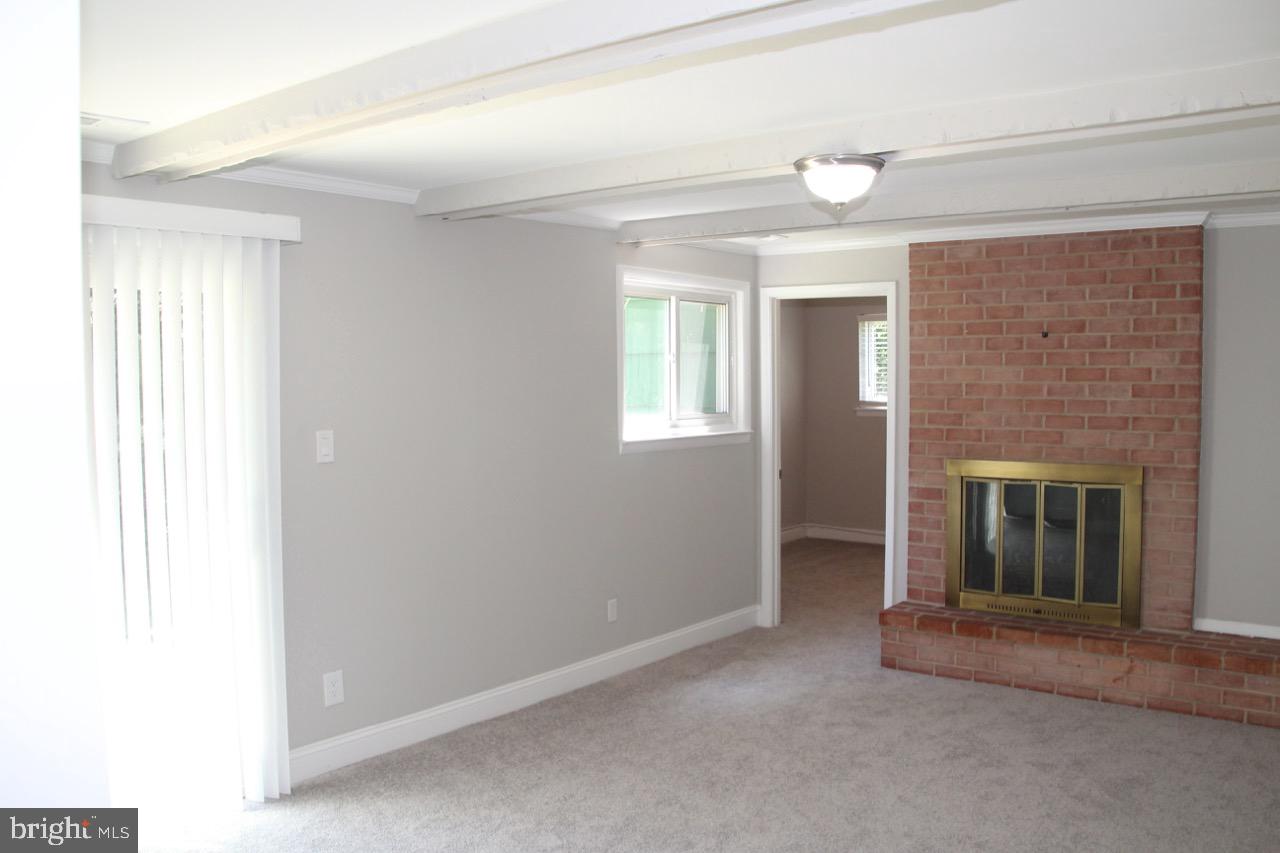 3717 Live Oak Road Randallstown, MD 21133 - Photo 26 of 68 Family Room