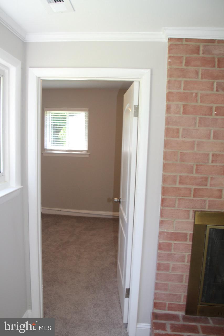 3717 Live Oak Road Randallstown, MD 21133 - Photo 28 of 68 Family Room