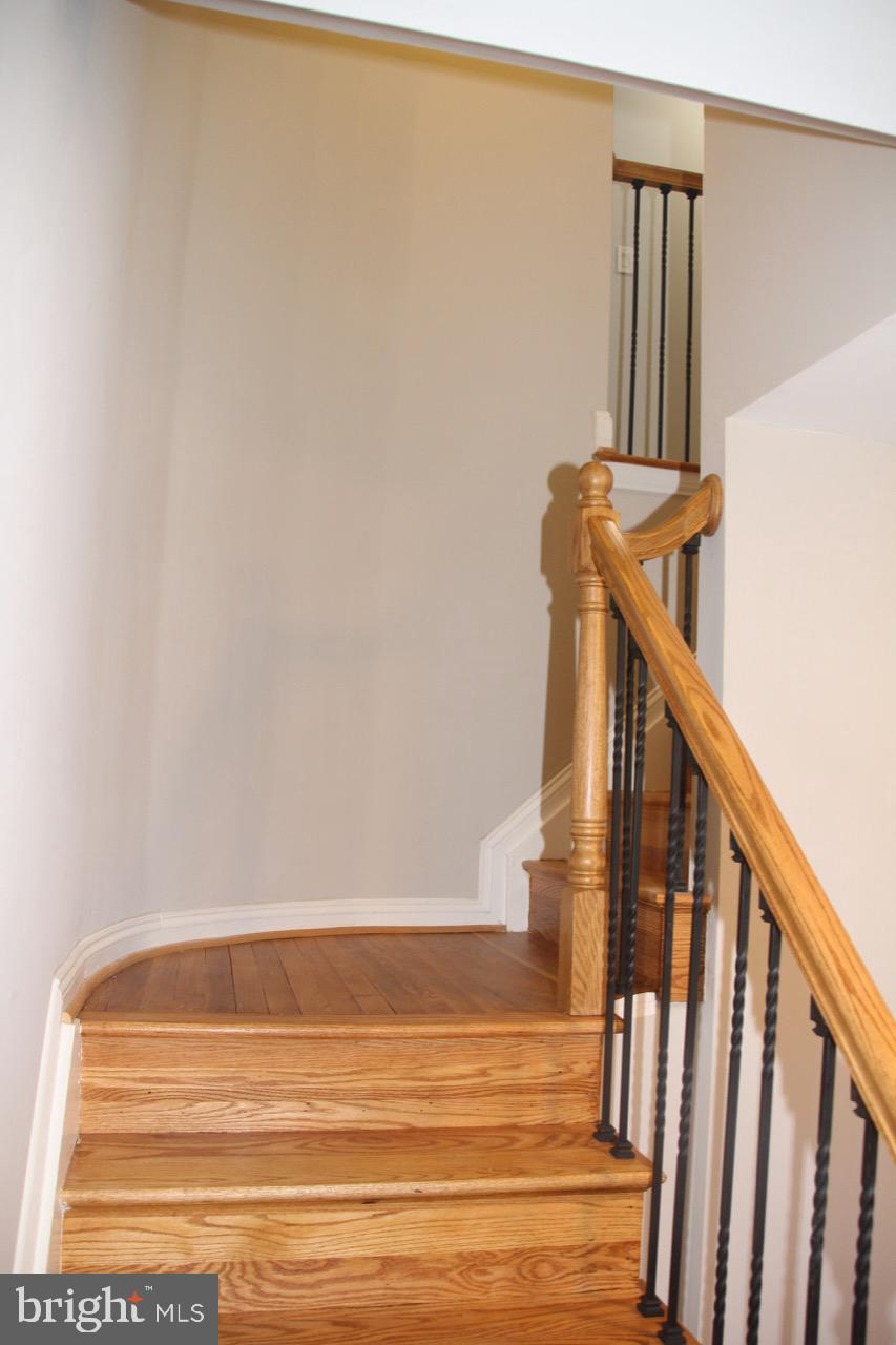 3717 Live Oak Road Randallstown, MD 21133 - Photo 42 of 68 Staircase