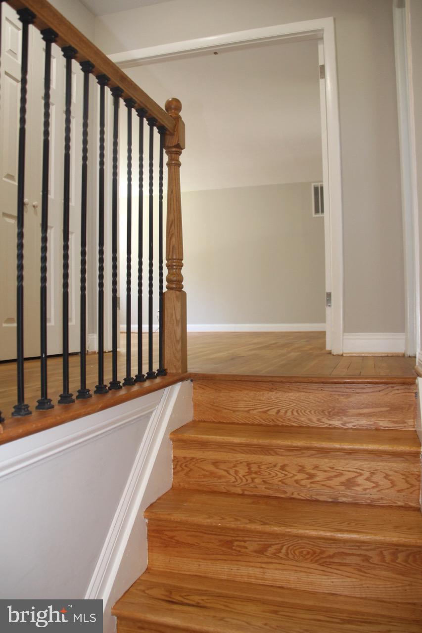 3717 Live Oak Road Randallstown, MD 21133 - Photo 43 of 68 Staircase