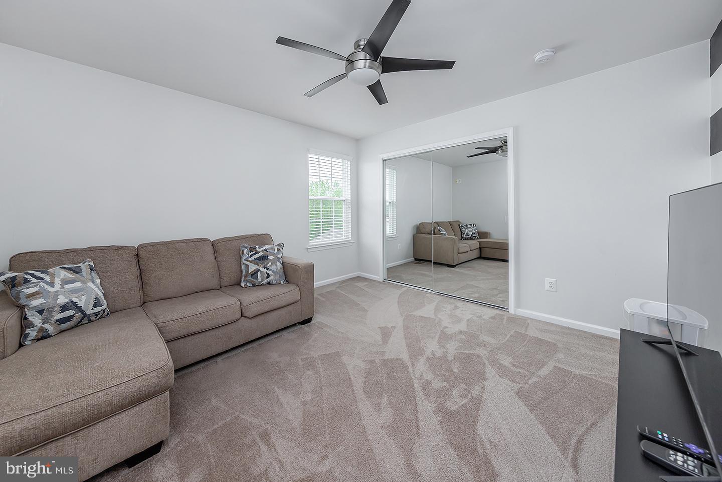 345 Rushfoil Drive Williamstown, NJ 08094 - Photo 20 of 47