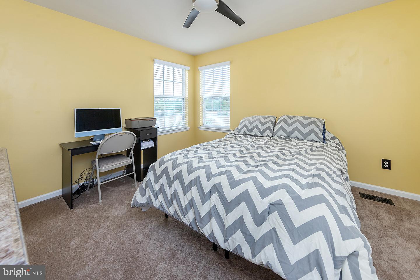 345 Rushfoil Drive Williamstown, NJ 08094 - Photo 22 of 47