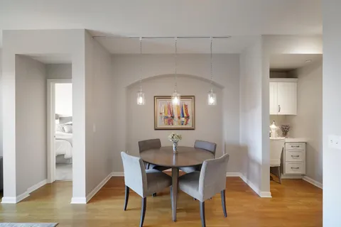 $369,900 | 500 East Grant Street, Unit 707, Minneapolis, MN 55404