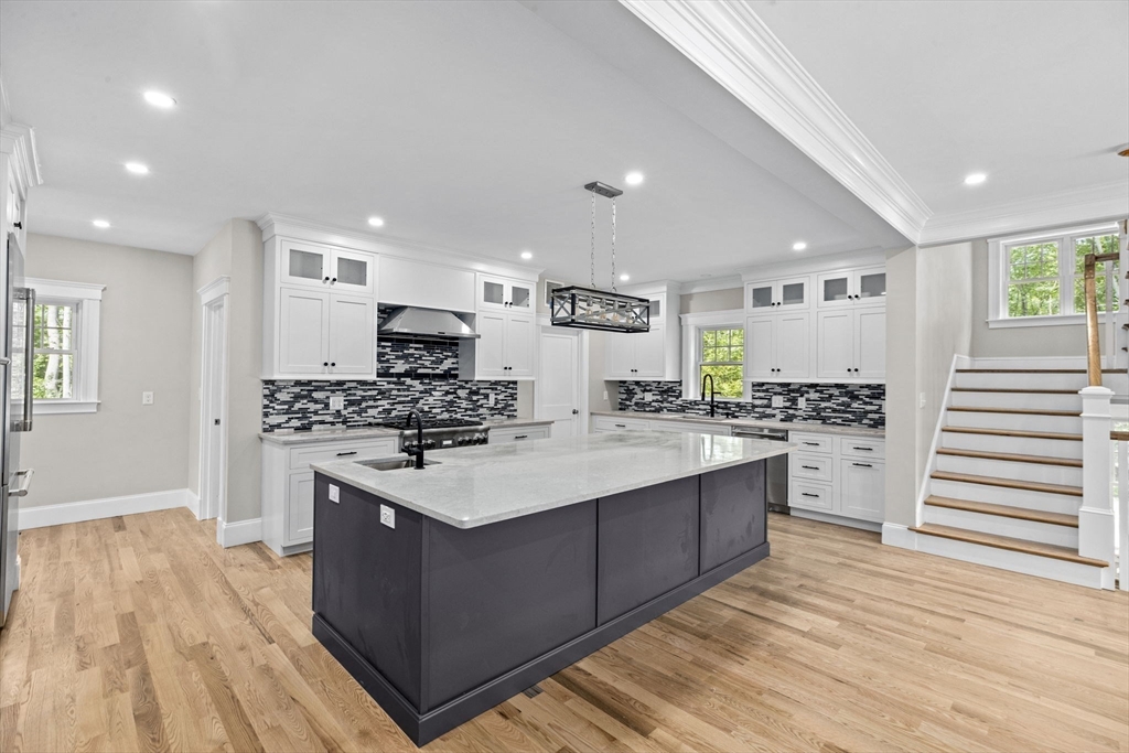 5 Union Lane Canton, MA 02021 - Photo 11 of 37