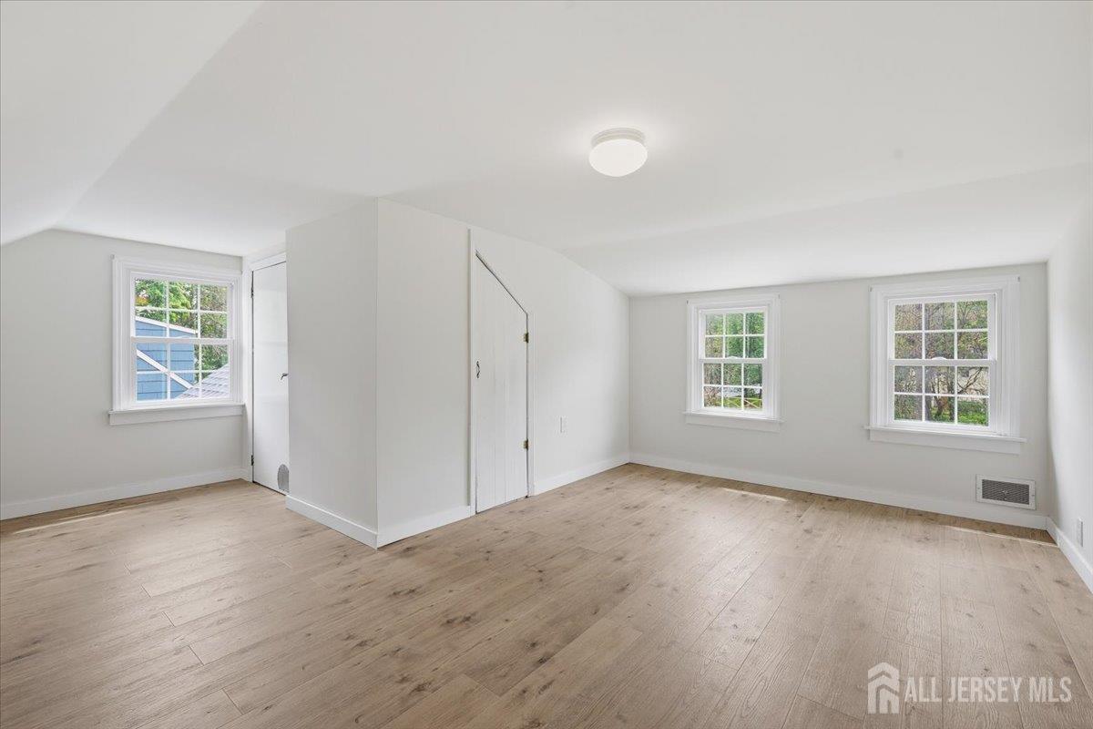 147 Main Street Lebanon, NJ 08833 - Photo 15 of 32